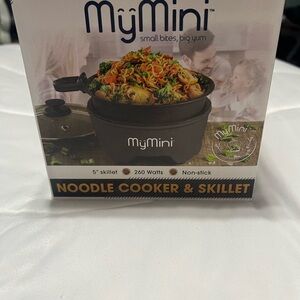 MyMini Black Cooker & Skillet